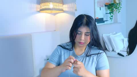 Violet online show from 04/29/26, 11:47