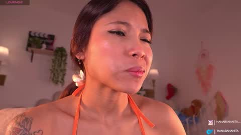 violeth___ online show from 10/17/25, 11:35