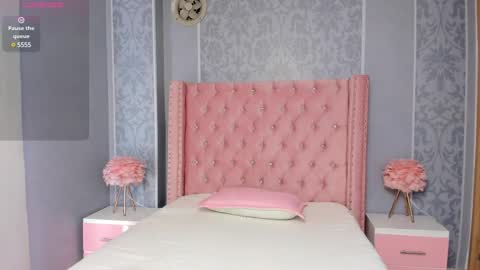 VIOLETA online show from 02/10/25, 07:17