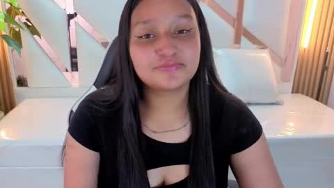 violeth_tp online show from 04/23/26, 09:39