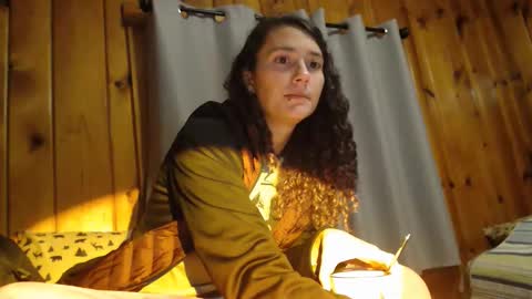 Snapshot of violethooper chatting on 03/31/26, 08:04 Violet Hooper online show from 03/31/26, 08:04