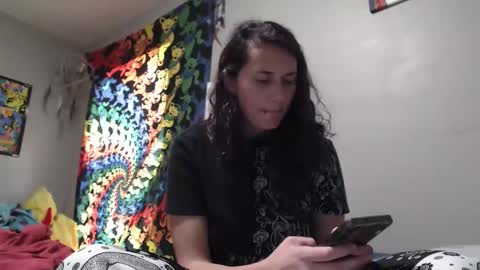 Snapshot of violethooper chatting on 05/14/26, 02:57 Violet Hooper online show from 05/14/26, 02:57