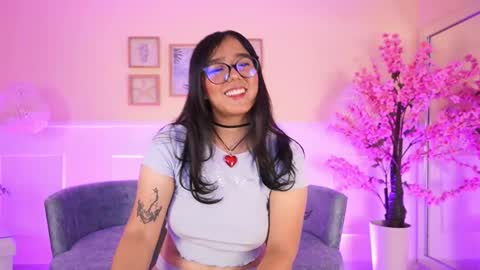 Snapshot of violetjonesx chatting on 05/20/26, 11:38 violetjonesx online show from 05/20/26, 11:38