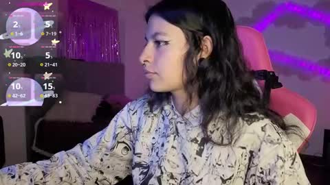 Snapshot of violetqs chatting on 02/10/26, 07:18 online show from 02/10/26, 07:18