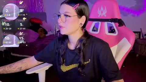 Snapshot of violetqs chatting on 02/26/26, 07:57 online show from 02/26/26, 07:57