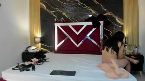 Violet Rose online show from 11/19/25, 09:15