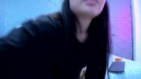 Violet Rousse online show from 02/04/25, 03:36