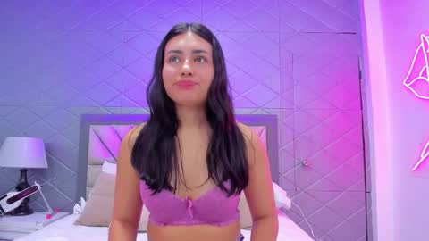 Violet Rousse online show from 12/03/25, 04:16