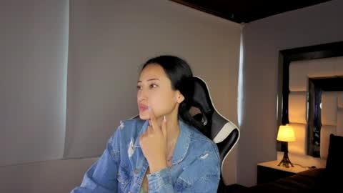 violetskinny online show from 04/17/26, 08:45