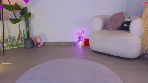 violetssweet online show from 10/22/25, 01:28