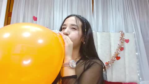 Snapshot of violetsweet_cs chatting on 02/21/25, 07:23 violetsweet_cs online show from 02/21/25, 07:23