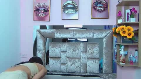 Violeta froz online show from 11/18/25, 07:18