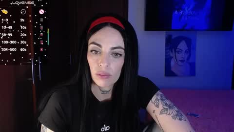 violett  Independent model online show from 12/03/25, 06:10