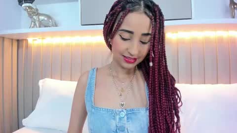 Violett  online show from 10/13/25, 08:09