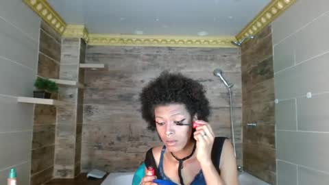 Snapshot of violett_salvatore chatting on 02/21/26, 04:19 V I O L E T T E online show from 02/21/26, 04:19