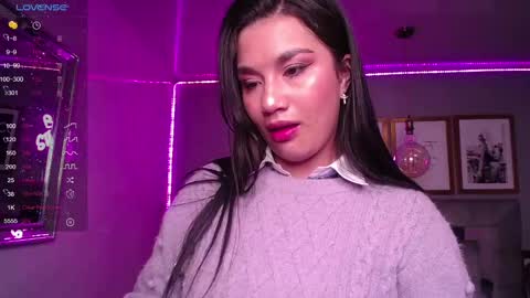 Violetta  online show from 02/12/25, 04:22