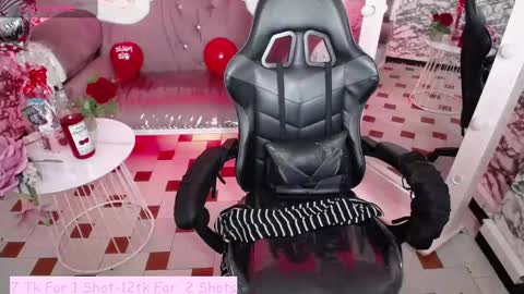 Violetta  online show from 02/14/25, 10:38