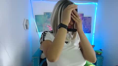 Violeta online show from 02/04/26, 01:50