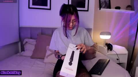 Violetta nur online show from 11/29/25, 11:08