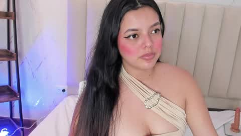 violettarousee online show from 05/27/26, 01:57