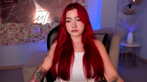 Violett Castel online show from 09/27/25, 06:46