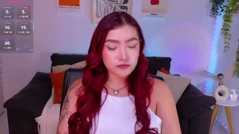Snapshot of violettcastel chatting on 07/16/26, 12:05 Violett Castel online show from 07/16/26, 12:05