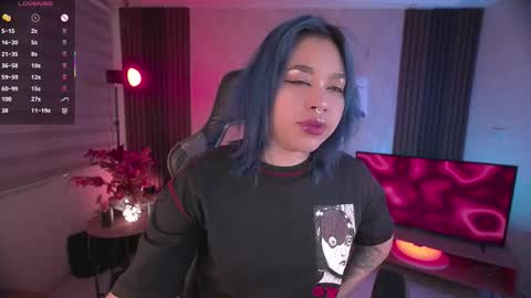 JULIE UWU online show from 11/09/25, 03:43