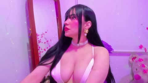 violette_laurent online show from 04/07/26, 12:00