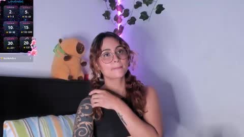 Violette  online show from 02/21/25, 10:15