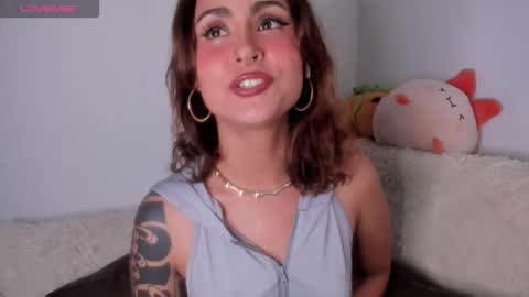 Violette  online show from 01/05/26, 09:29