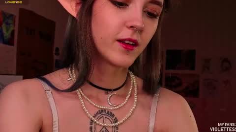 Vi  Best on my Fansly  online show from 07/09/26, 04:22