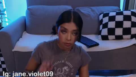 Violet online show from 02/12/26, 02:06