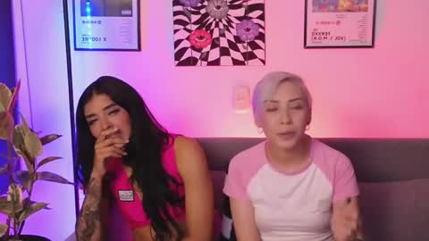 Violet online show from 05/15/26, 12:39