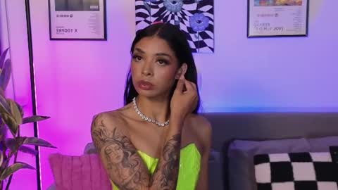 Violet online show from 07/21/26, 02:03