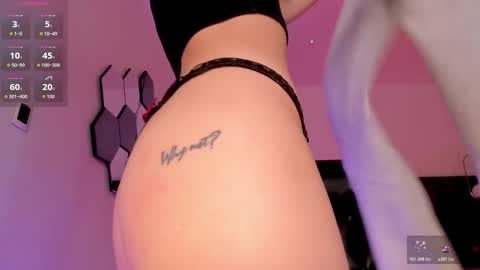 Violett  online show from 02/04/26, 06:25