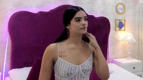 ViolettJhonson online show from 12/22/25, 02:47