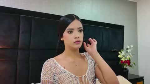 ViolettJhonson online show from 01/12/26, 05:29