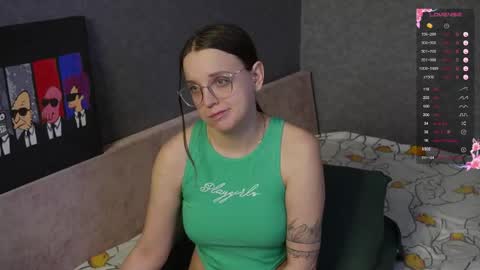 Violet online show from 04/07/26, 03:07