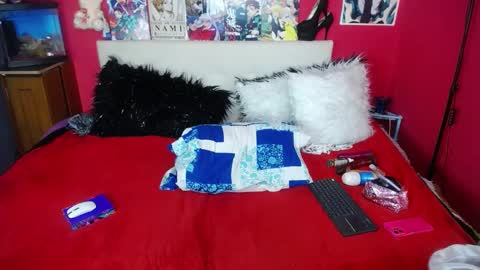 Isabella  online show from 01/07/25, 11:45