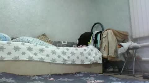 vip_charm777 online show from 12/03/25, 04:42