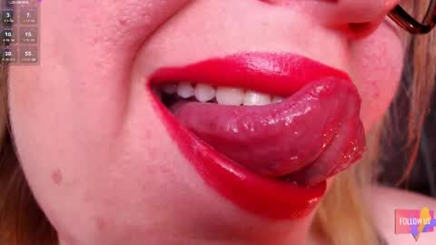 Snapshot of vip_sweetness chatting on 05/18/26, 05:46 vip sweetness online show from 05/18/26, 05:46