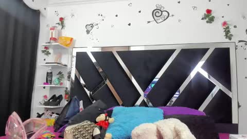 Snapshot of vip_thedivas chatting on 01/31/25, 11:35 The divas online show from 01/31/25, 11:35