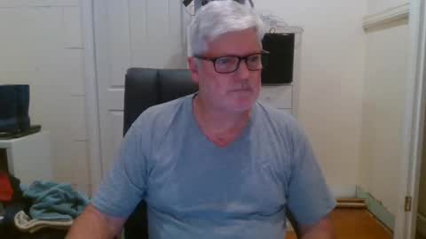 viper654321 online show from 01/01/25, 05:11