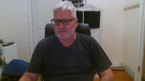 viper654321 online show from 02/05/25, 08:11