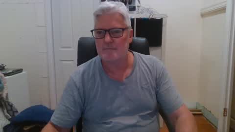 viper654321 online show from 02/11/25, 08:05