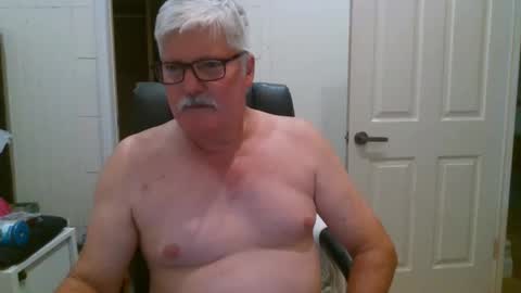 viper654321 online show from 12/19/25, 03:13