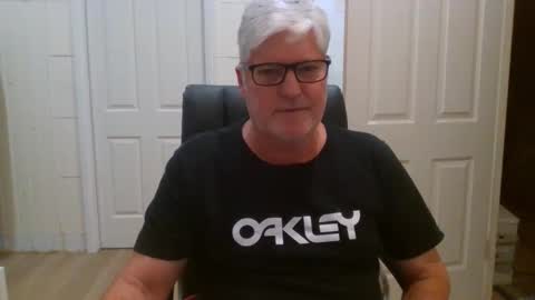 viper654321 online show from 04/20/26, 07:44