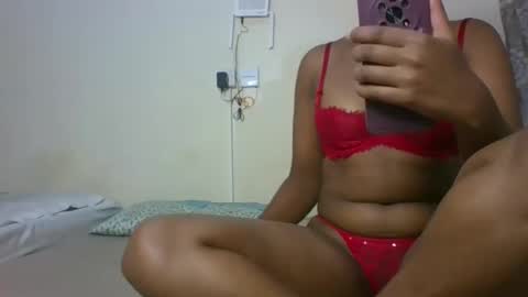 Snapshot of vipvelvetlovers chatting on 01/10/26, 12:07 velvets online show from 01/10/26, 12:07