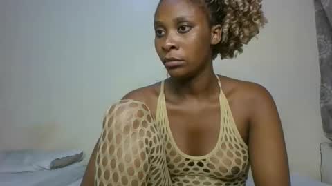 Snapshot of vipvelvetlovers chatting on 01/14/26, 09:48 velvets online show from 01/14/26, 09:48