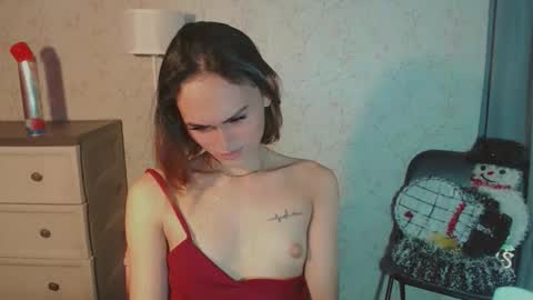 Pearl online show from 12/17/25, 04:18